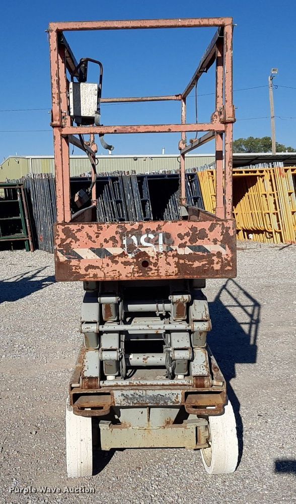 image for item KD9156 Skyjack 3226  scissor lift