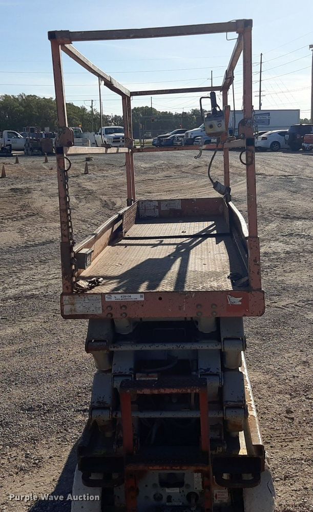 image for item KD9156 Skyjack 3226  scissor lift