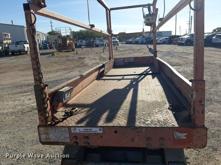 image for item KD9156 Skyjack 3226  scissor lift