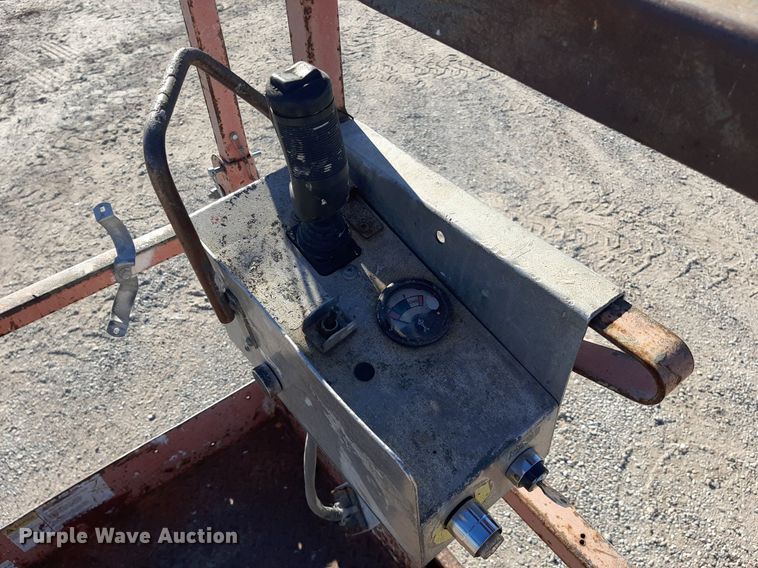 image for item KD9156 Skyjack 3226  scissor lift
