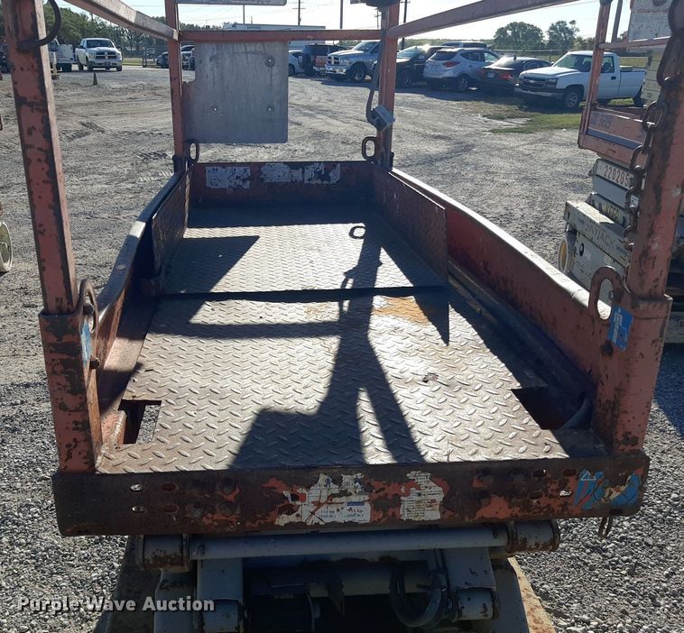 image for item KD9157 Skyjack 3219  scissor lift