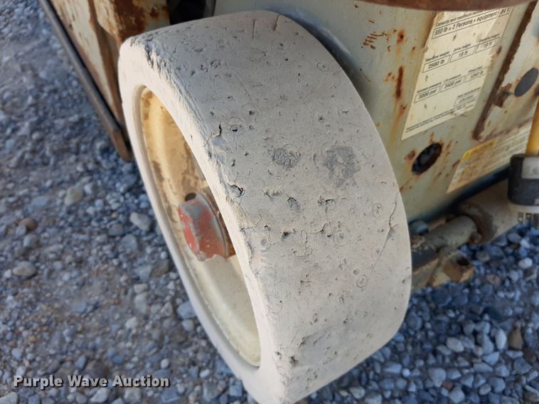 image for item KD9157 Skyjack 3219  scissor lift