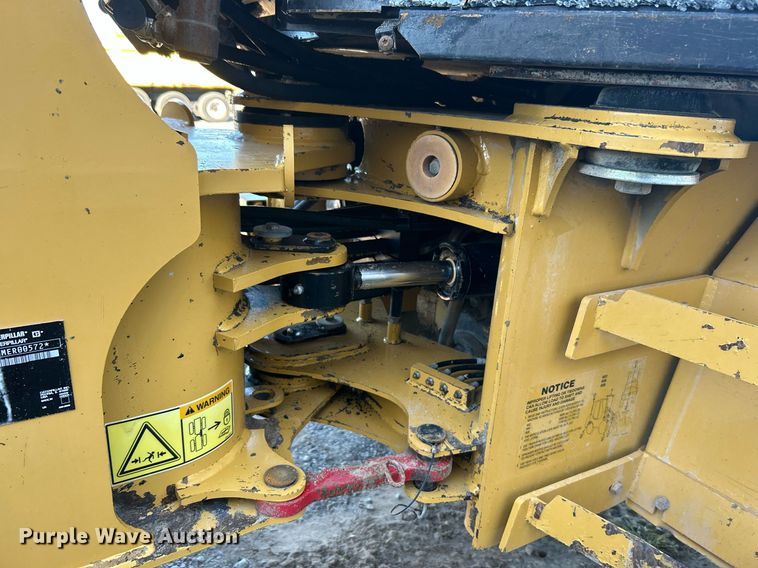 image for item KH9549 2005 Caterpillar 906  wheel loader