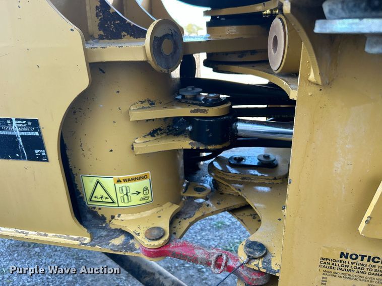 image for item KH9549 2005 Caterpillar 906  wheel loader