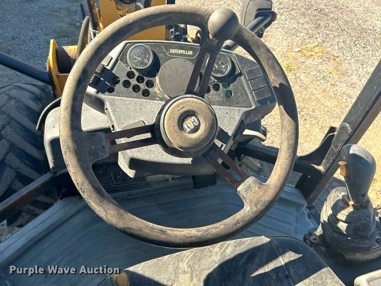 image for item KH9549 2005 Caterpillar 906  wheel loader