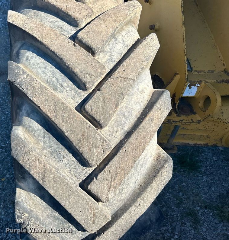image for item KH9549 2005 Caterpillar 906  wheel loader