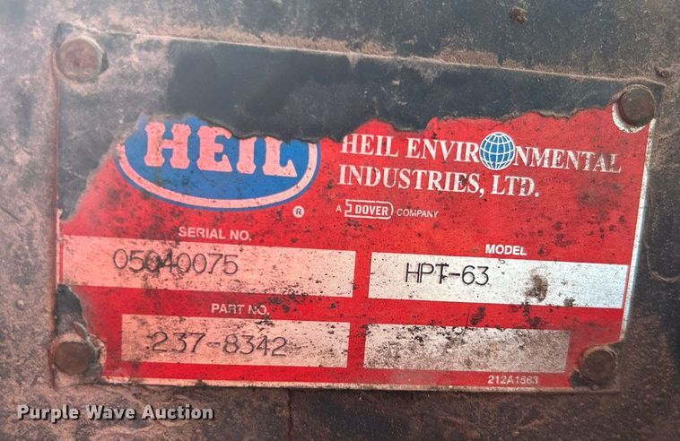 image for item KH9550 2004 International 7600  dump truck