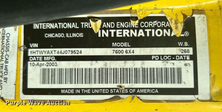 image for item KH9550 2004 International 7600  dump truck