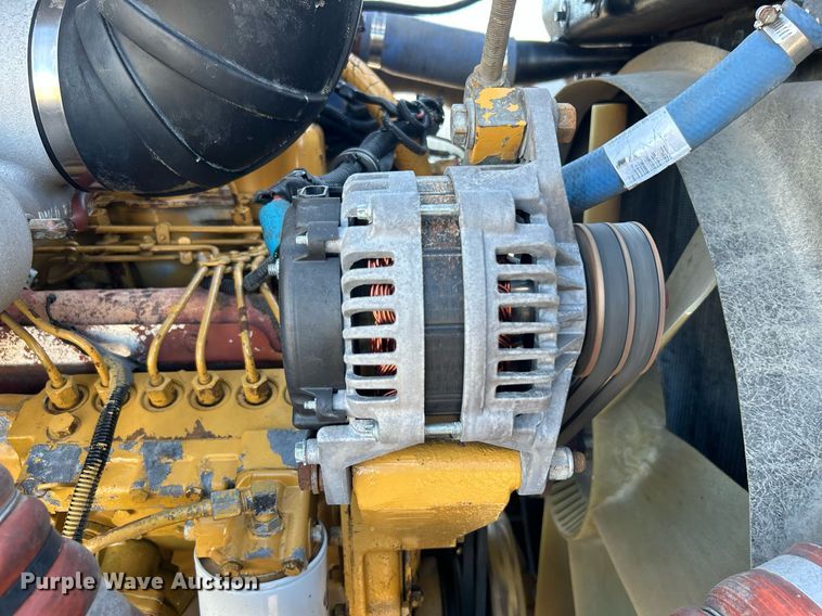 image for item KH9551 1994 Kenworth T800  utility / service truck