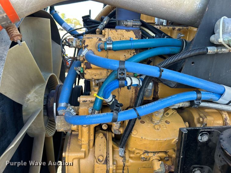 image for item KH9551 1994 Kenworth T800  utility / service truck