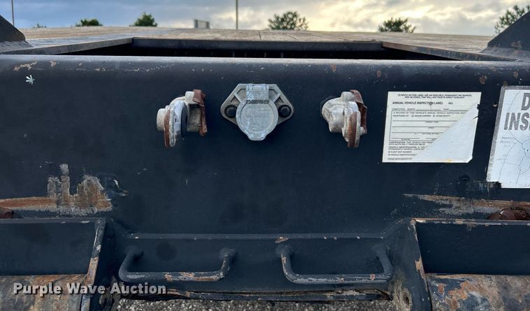 image for item KH9555 1999 Trail King  lowboy equipment trailer