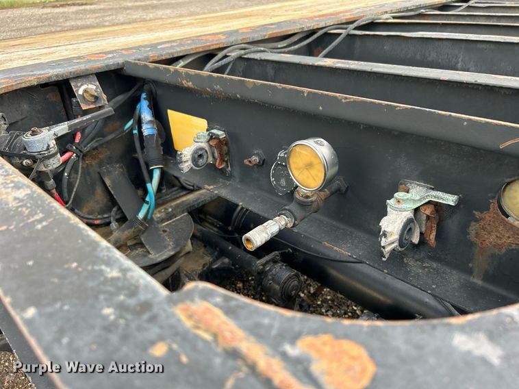 image for item KH9555 1999 Trail King  lowboy equipment trailer