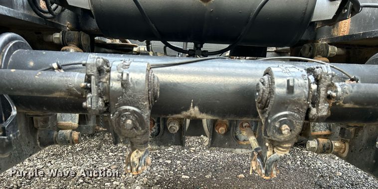 image for item KH9555 1999 Trail King  lowboy equipment trailer