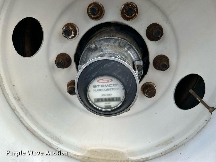 image for item KH9555 1999 Trail King  lowboy equipment trailer