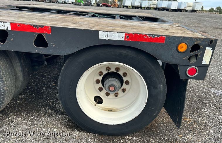 image for item KH9555 1999 Trail King  lowboy equipment trailer