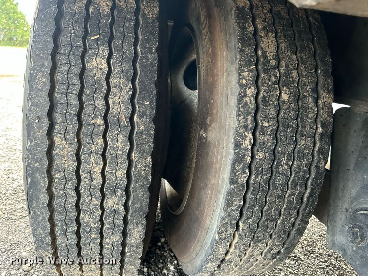 image for item KH9555 1999 Trail King  lowboy equipment trailer