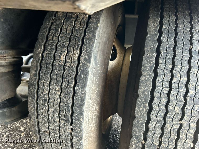 image for item KH9555 1999 Trail King  lowboy equipment trailer