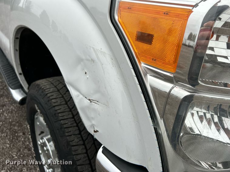 image for item KH9561 2012 Ford F350 XLT Super Duty  SuperCab utility bed pickup truck