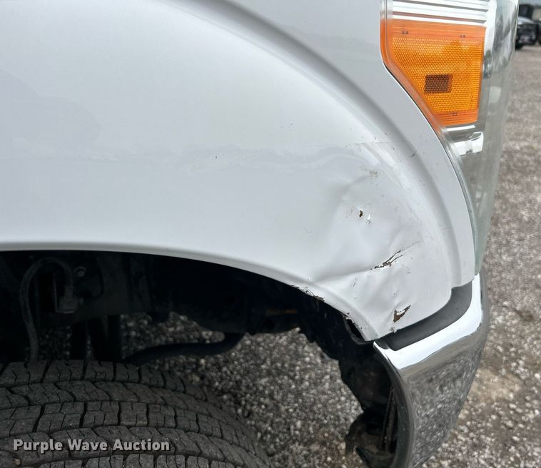 image for item KH9561 2012 Ford F350 XLT Super Duty  SuperCab utility bed pickup truck