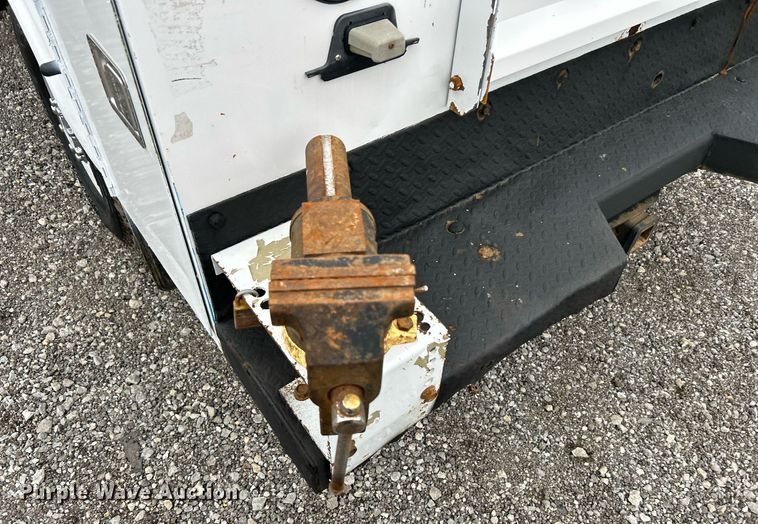 image for item KH9561 2012 Ford F350 XLT Super Duty  SuperCab utility bed pickup truck