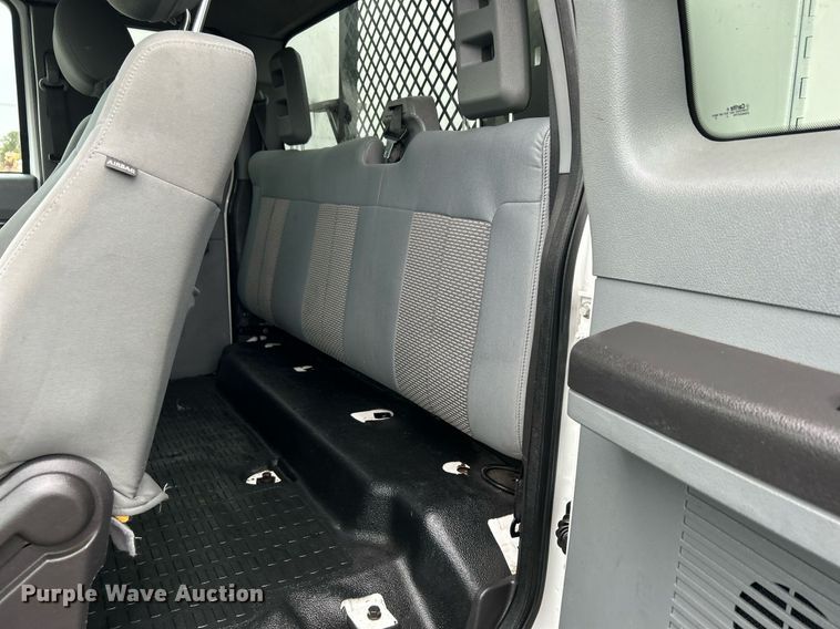 image for item KH9561 2012 Ford F350 XLT Super Duty  SuperCab utility bed pickup truck