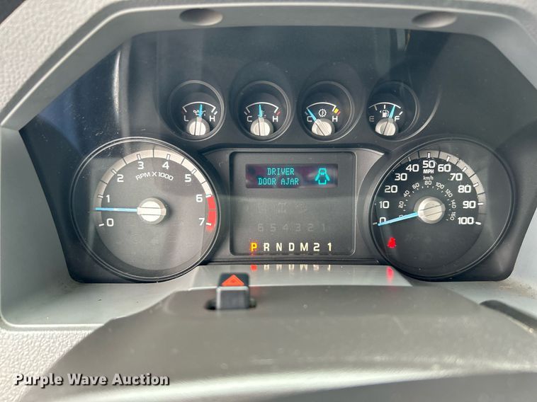 image for item KH9561 2012 Ford F350 XLT Super Duty  SuperCab utility bed pickup truck