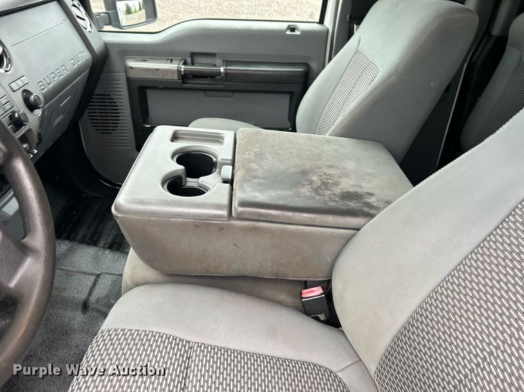 image for item KH9561 2012 Ford F350 XLT Super Duty  SuperCab utility bed pickup truck