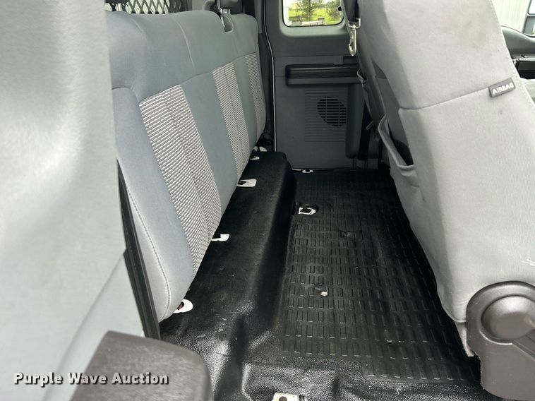 image for item KH9561 2012 Ford F350 XLT Super Duty  SuperCab utility bed pickup truck