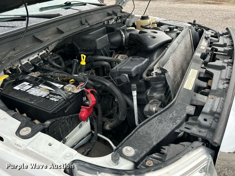 image for item KH9561 2012 Ford F350 XLT Super Duty  SuperCab utility bed pickup truck