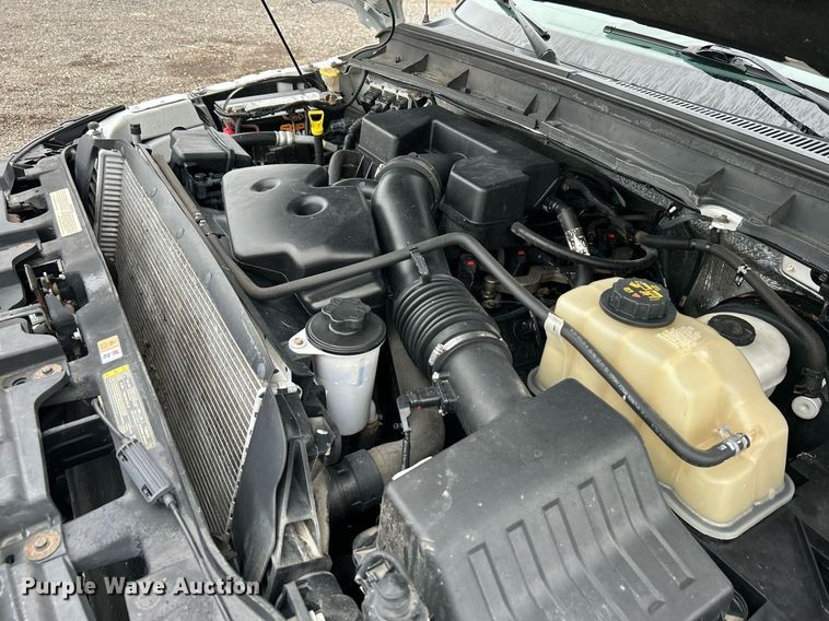 image for item KH9561 2012 Ford F350 XLT Super Duty  SuperCab utility bed pickup truck