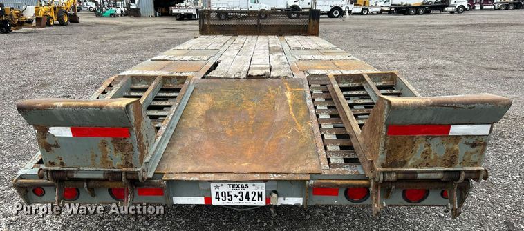 image for item KH9563 2006 Interstate Trailer  equipment trailer