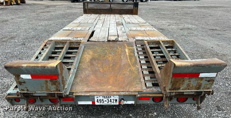 image for item KH9563 2006 Interstate Trailer  equipment trailer