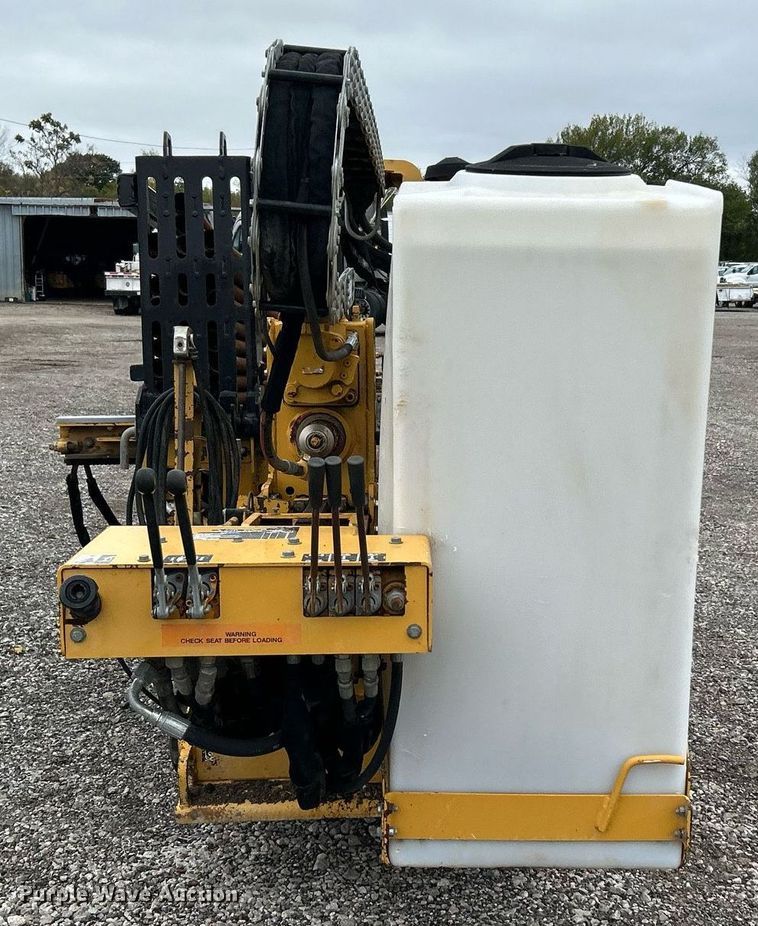 image for item KH9564 2000 Vermeer Navigator D10x15  directional boring unit