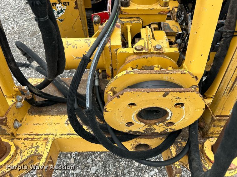 image for item KH9564 2000 Vermeer Navigator D10x15  directional boring unit