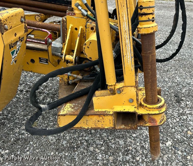 image for item KH9564 2000 Vermeer Navigator D10x15  directional boring unit