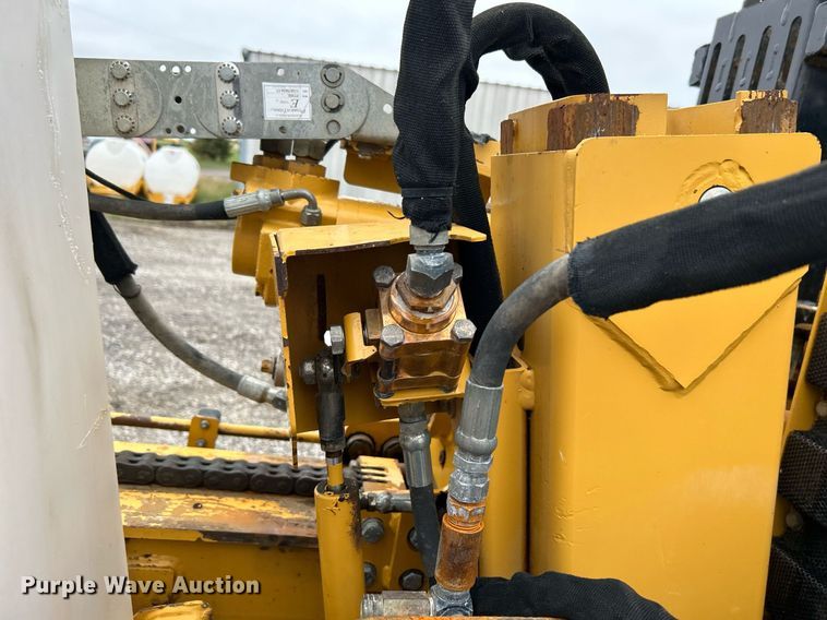 image for item KH9564 2000 Vermeer Navigator D10x15  directional boring unit