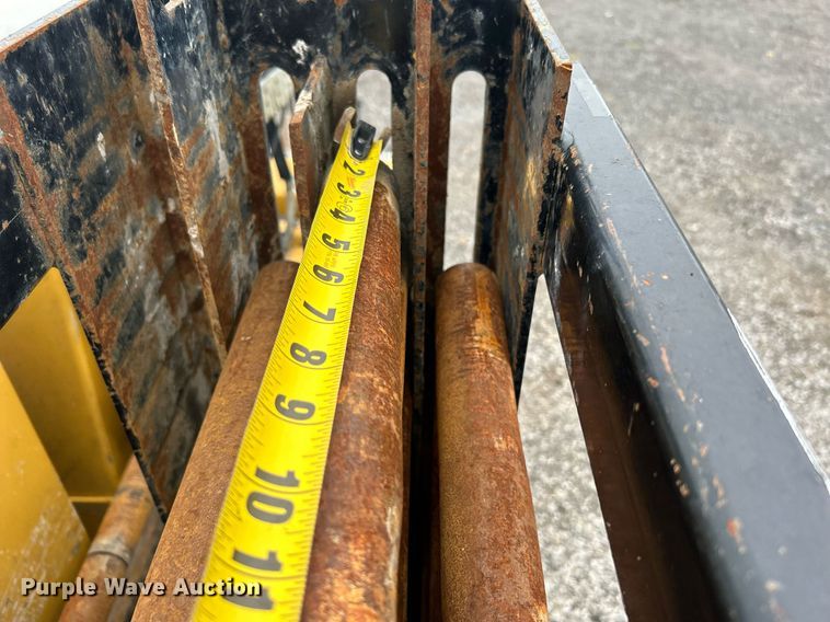 image for item KH9564 2000 Vermeer Navigator D10x15  directional boring unit