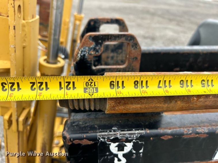 image for item KH9564 2000 Vermeer Navigator D10x15  directional boring unit