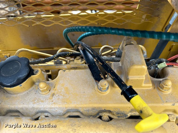 image for item KH9564 2000 Vermeer Navigator D10x15  directional boring unit