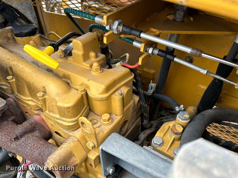 image for item KH9564 2000 Vermeer Navigator D10x15  directional boring unit