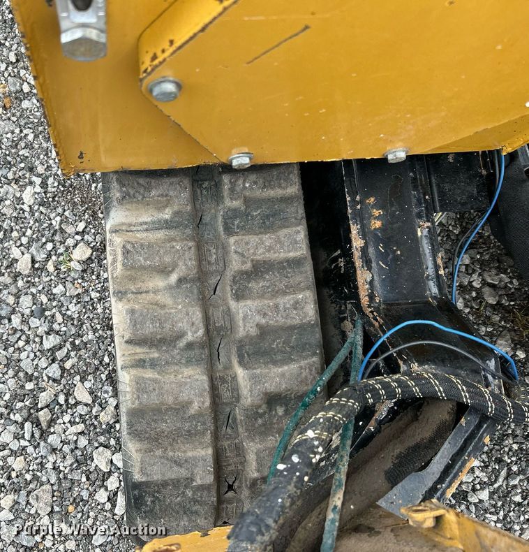 image for item KH9564 2000 Vermeer Navigator D10x15  directional boring unit