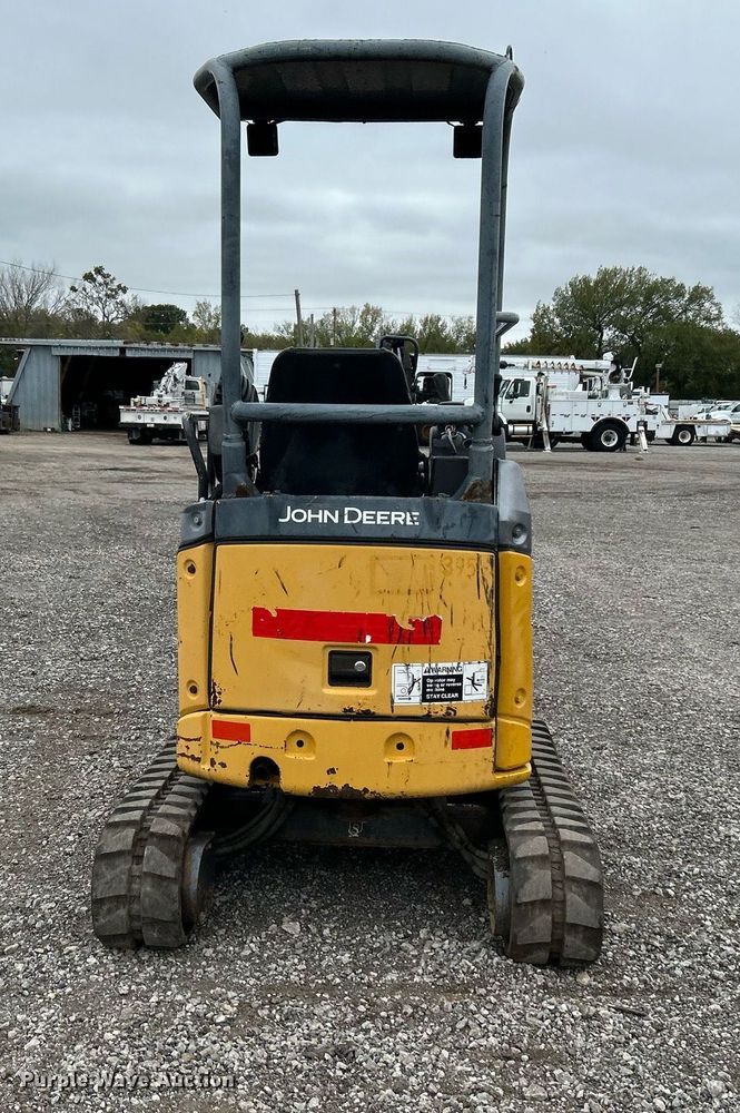 image for item KH9566 2008 John Deere 17D  mini excavator