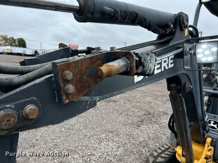 image for item KH9566 2008 John Deere 17D  mini excavator