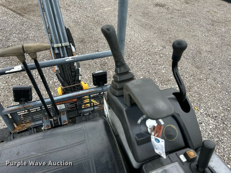 image for item KH9566 2008 John Deere 17D  mini excavator