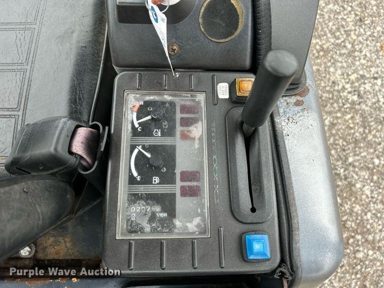 image for item KH9566 2008 John Deere 17D  mini excavator