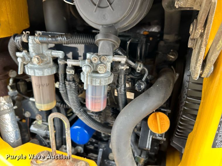 image for item KH9566 2008 John Deere 17D  mini excavator