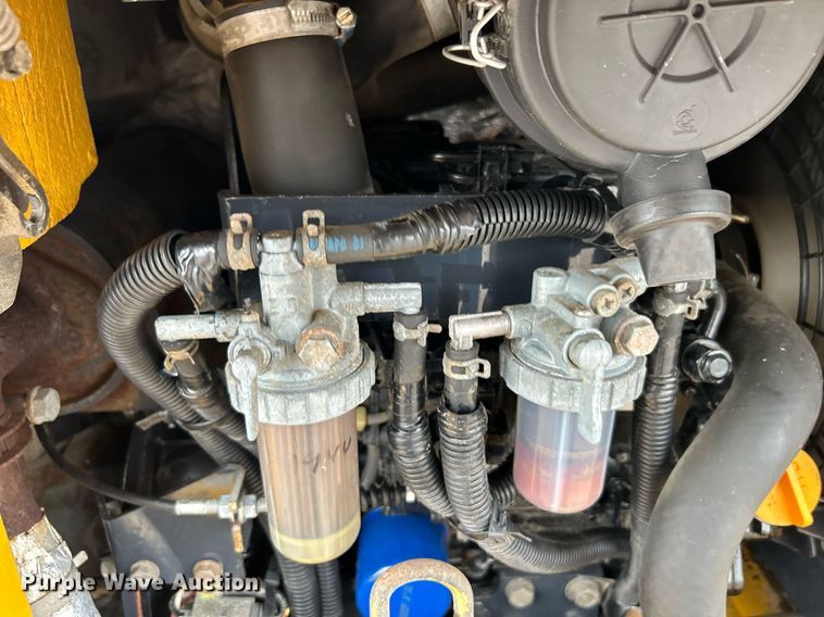 image for item KH9566 2008 John Deere 17D  mini excavator