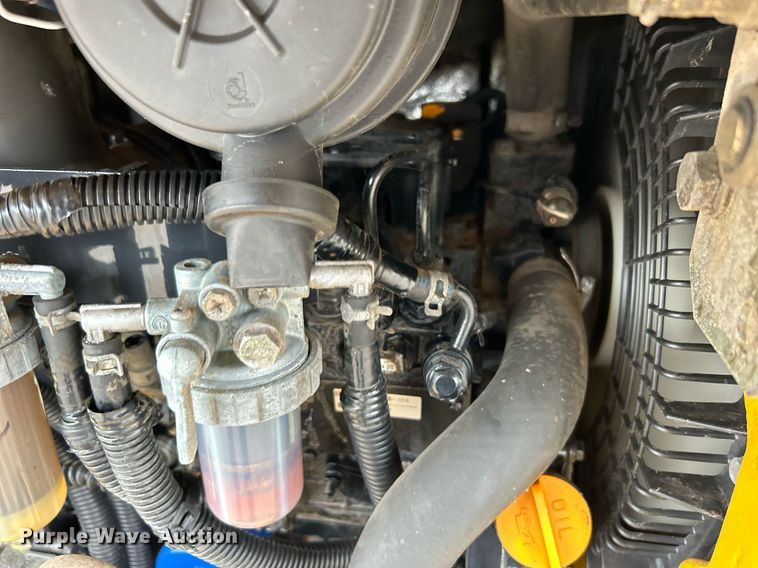 image for item KH9566 2008 John Deere 17D  mini excavator