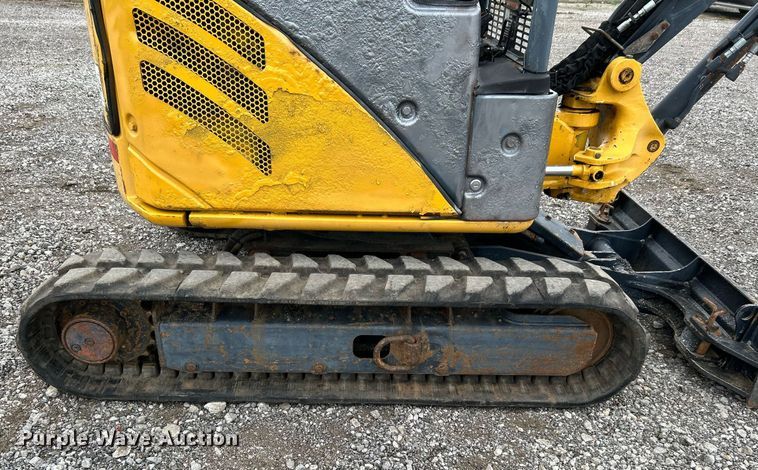 image for item KH9566 2008 John Deere 17D  mini excavator