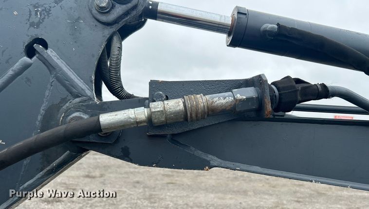 image for item KH9569 2007 John Deere 17D  mini excavator